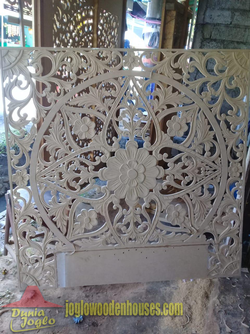Carvings1